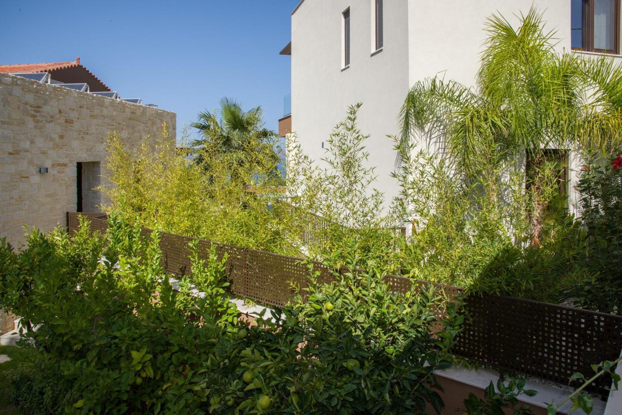 Almi-Cove Hilltop Villas Almirida エクステリア 写真