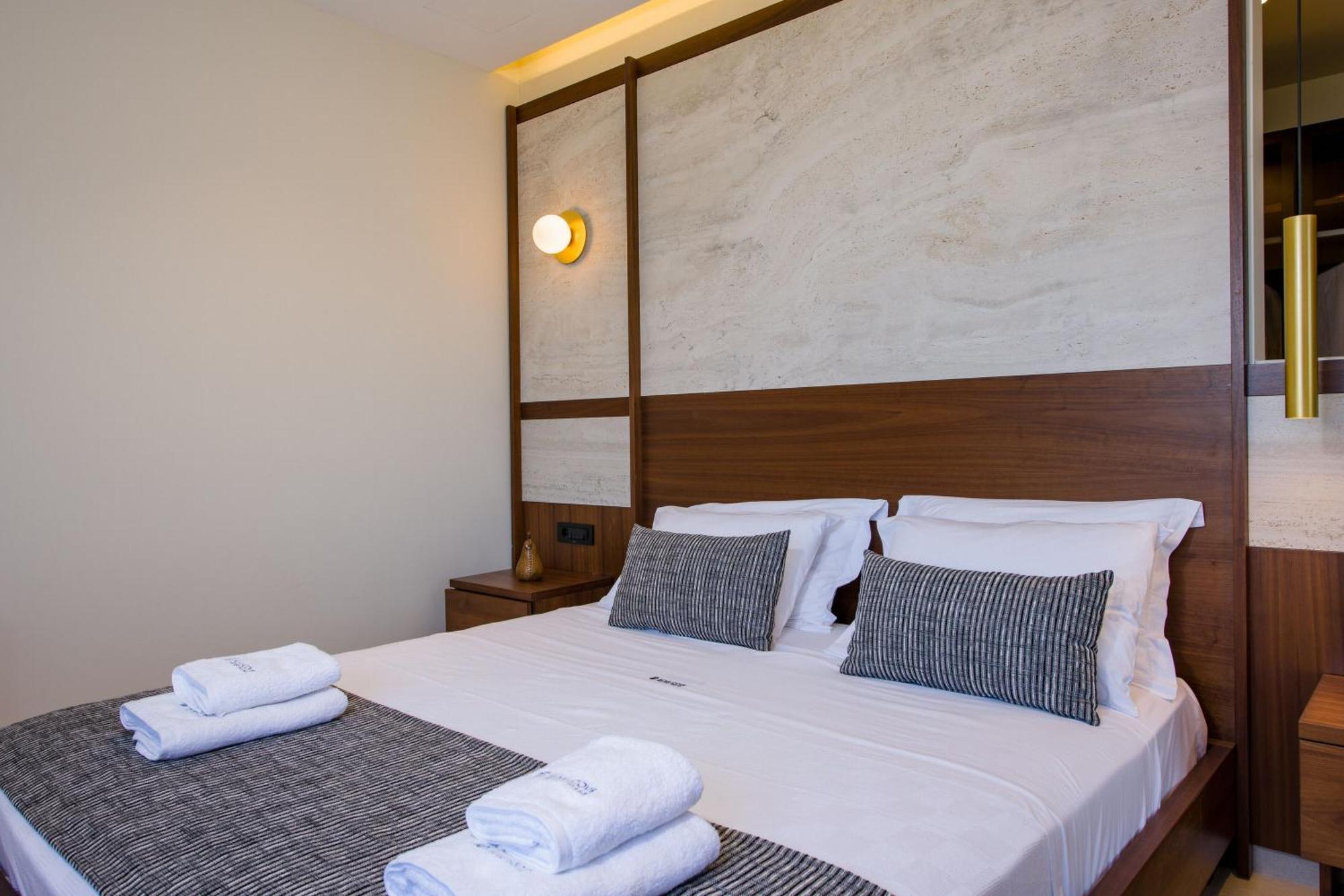 Almi-Cove Hilltop Villas Almirida エクステリア 写真