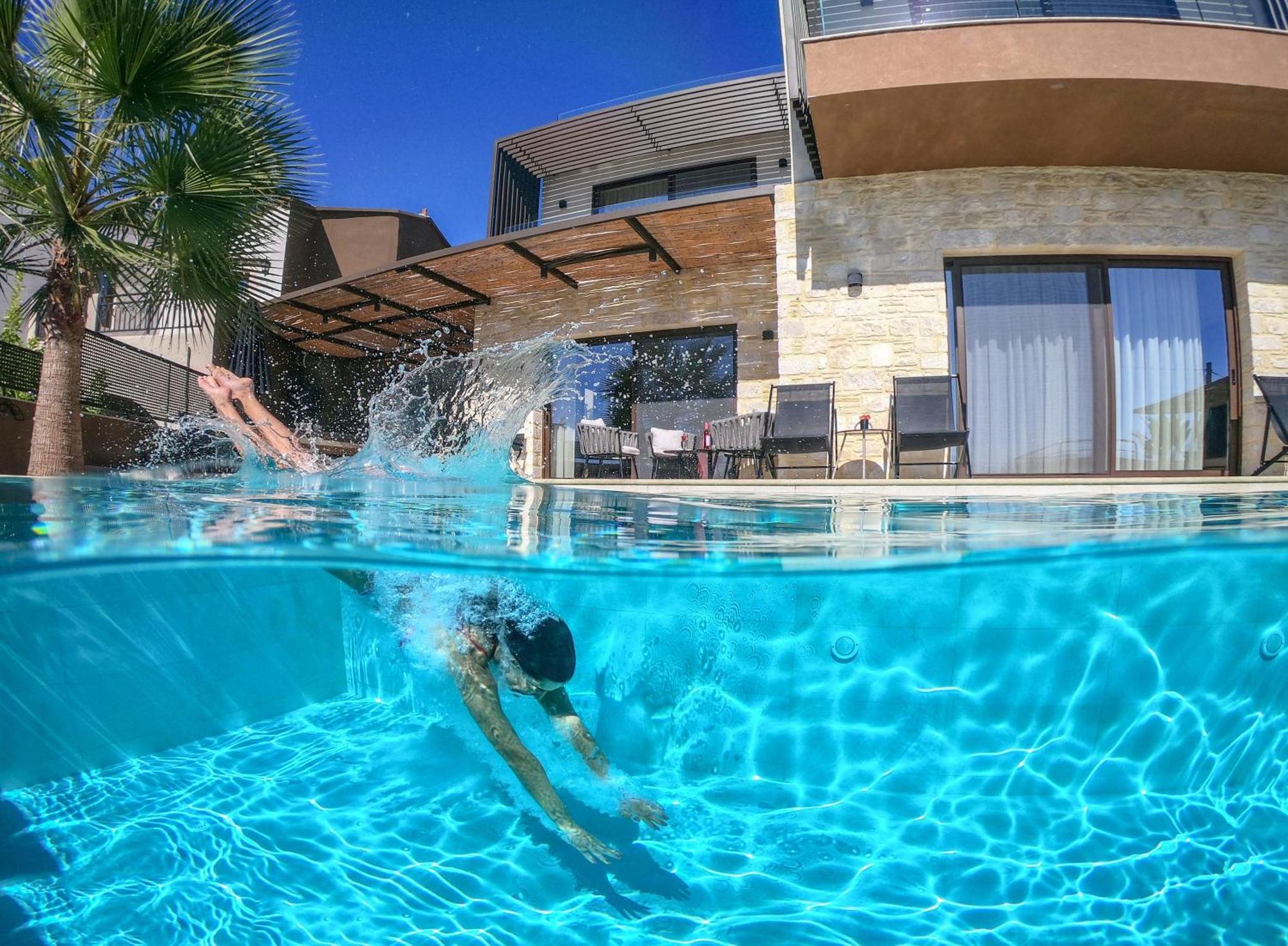 Almi-Cove Hilltop Villas Almirida エクステリア 写真
