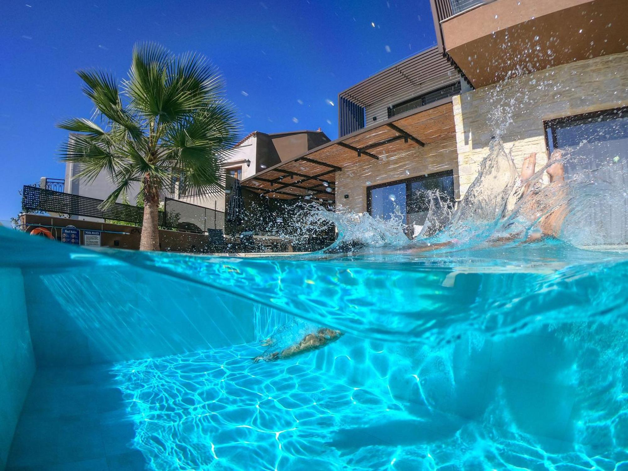 Almi-Cove Hilltop Villas Almirida エクステリア 写真